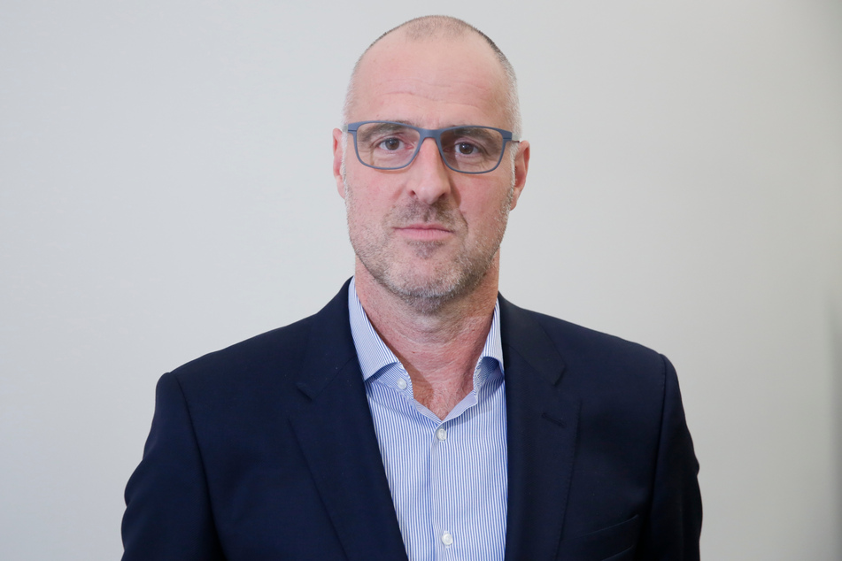 Amtsleiter Marcus Felchner sucht Wohnungen, in denen ab Januar Flüchtlinge untergebracht werden können.