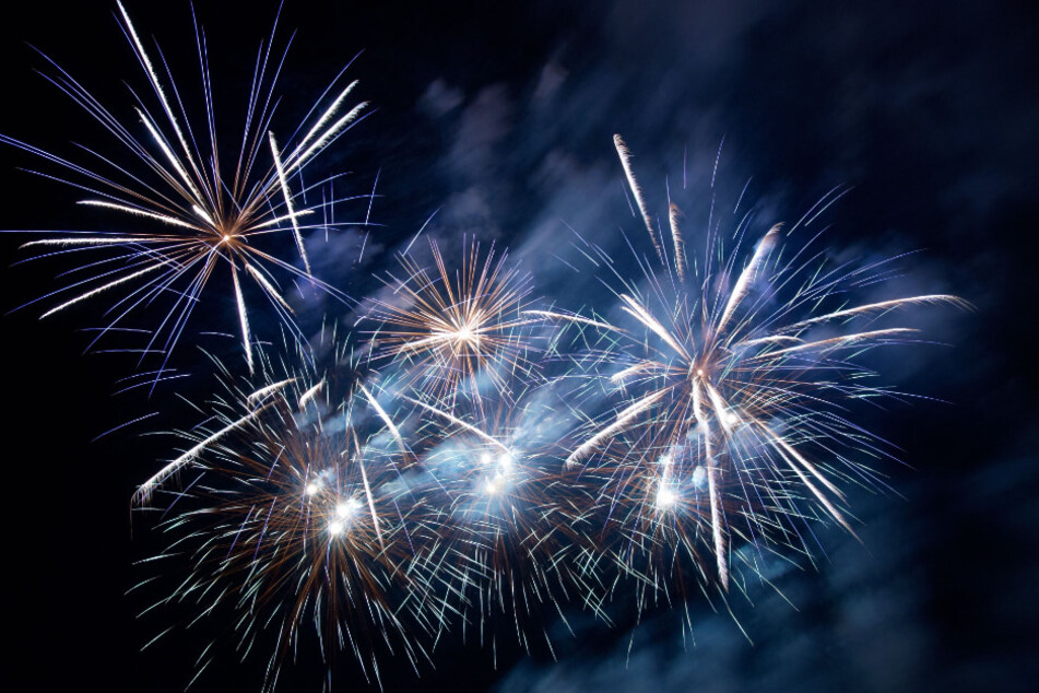 Abschluss des Lampionfests in Bad Brambach ist ein großes Höhenfeuerwerk. (Symbolbild)