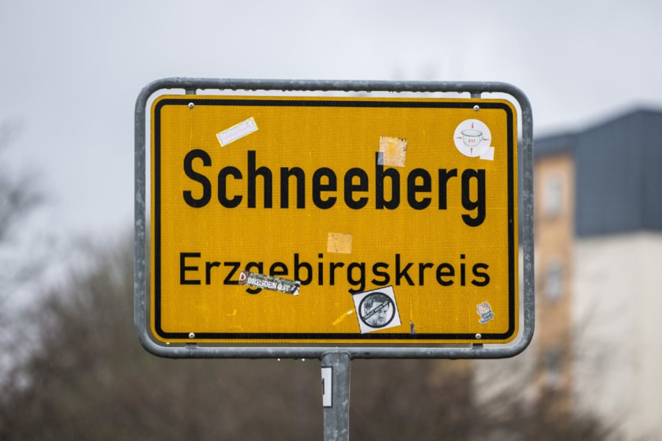 Der Fußgänger (45) war am Sonntag in Schneeberg unterwegs, als ihm der Biker entgegenkam. (Archivfoto)