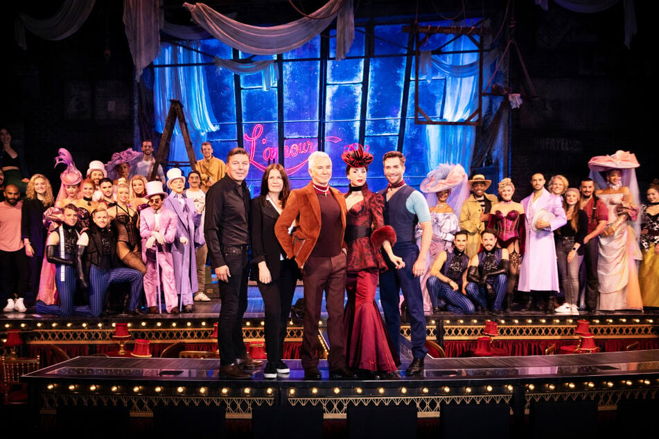 Maik Klokow, Carmen Pavlovic, Baz Luhrmann und Cast (v.l.n.r.)