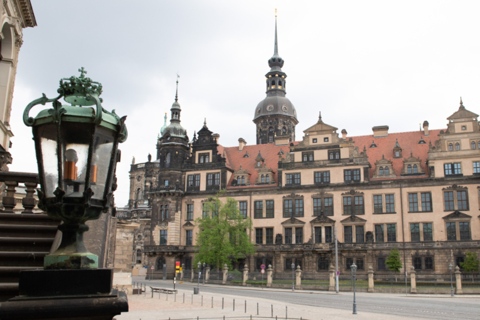 Das Residenzschloss mit dem Historischen Grünen Gewölbe der Staatlichen Kunstsammlungen Dresden. Am 25. November passierte hier der Juwelenraub.
