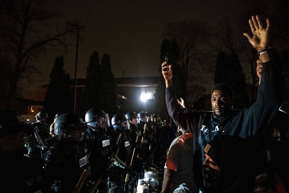 Protestors and police clashed outside the Brooklyn Center Police Department after the fatal shooting of Daunte Wright.