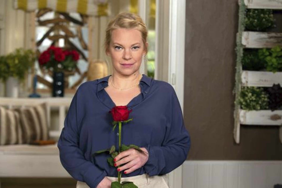 Theresa Hübchen (51) ist die Partnerin von Schauspieler Marcus Bluhm und übernimmt die Hauptrolle der 20. Staffel "Rote Rosen".