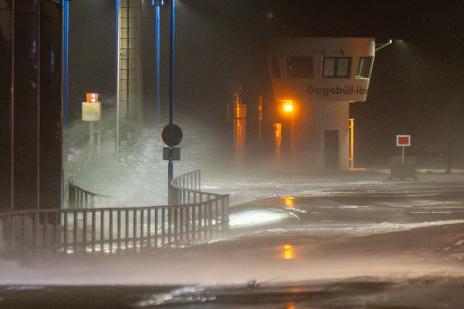 Es gibt eine amtliche Sturmwarnung für die deutsche Nordseeküste. (Archivfoto)