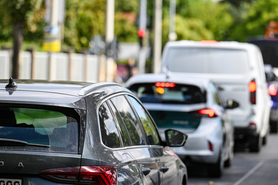 Autofahrer müssen sich auf mehr Tempo-30-Zonen in der Friedrichstadt gefasst machen. (Archivfoto)