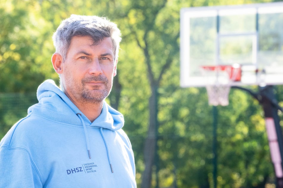 Nick Breuer (48) staunt über den aufwendigen Diebstahl.