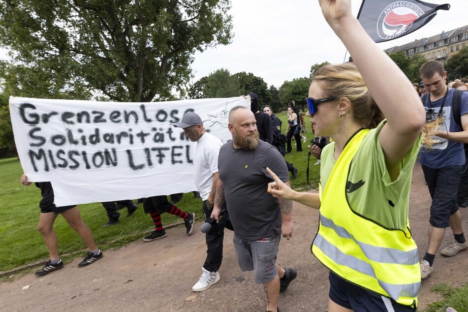 Max Schreiber (38) wollte provozieren, bekam stattdessen eine Anzeige.