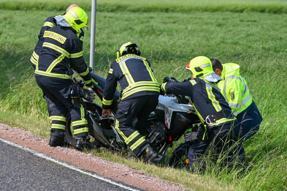 Bei dem Unfall wurden zwei Biker leicht verletzt.