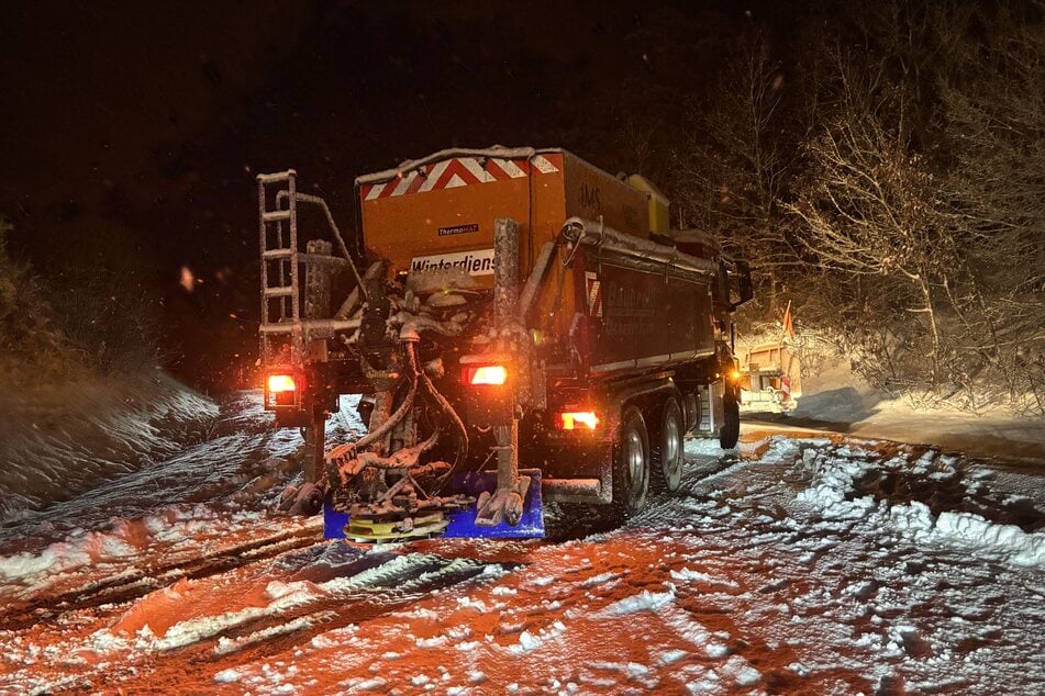 In Mittelfranken hatte auch der Winterdienst Probleme, voranzukommen.