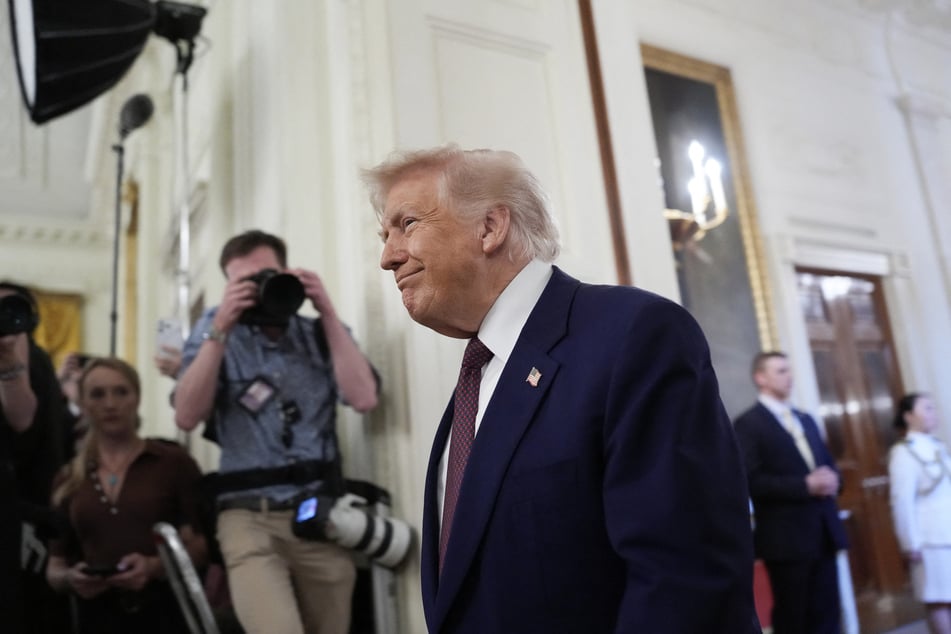 Donald Trump is accused of violating the War Powers Act by starting the Iran war without congressional approval.
