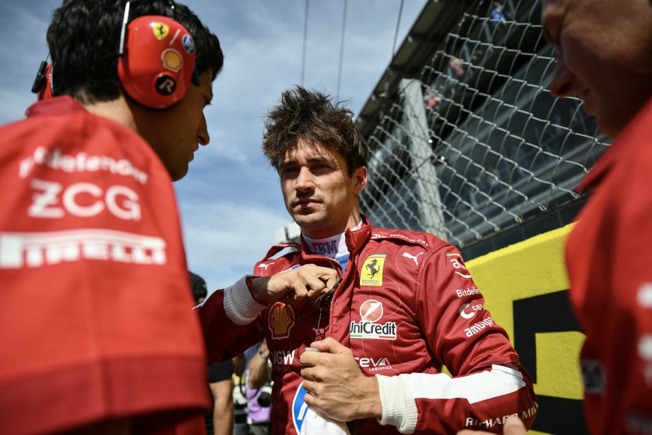 Charles Leclerc (27, M.) landete in seinem Ferrari auf dem vierten Platz.