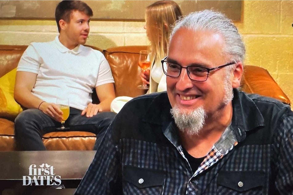 Bernd (59) ist mit dem Camper zu "First Dates" gereist und hofft auf eine Partnerin, die seine Leidenschaft fürs Camping teilt.