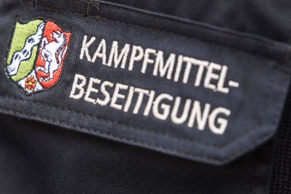 Zwei 500-Kilo-Bomben an A57 entdeckt: Einschränkungen für Autofahrer und Bahnreisende