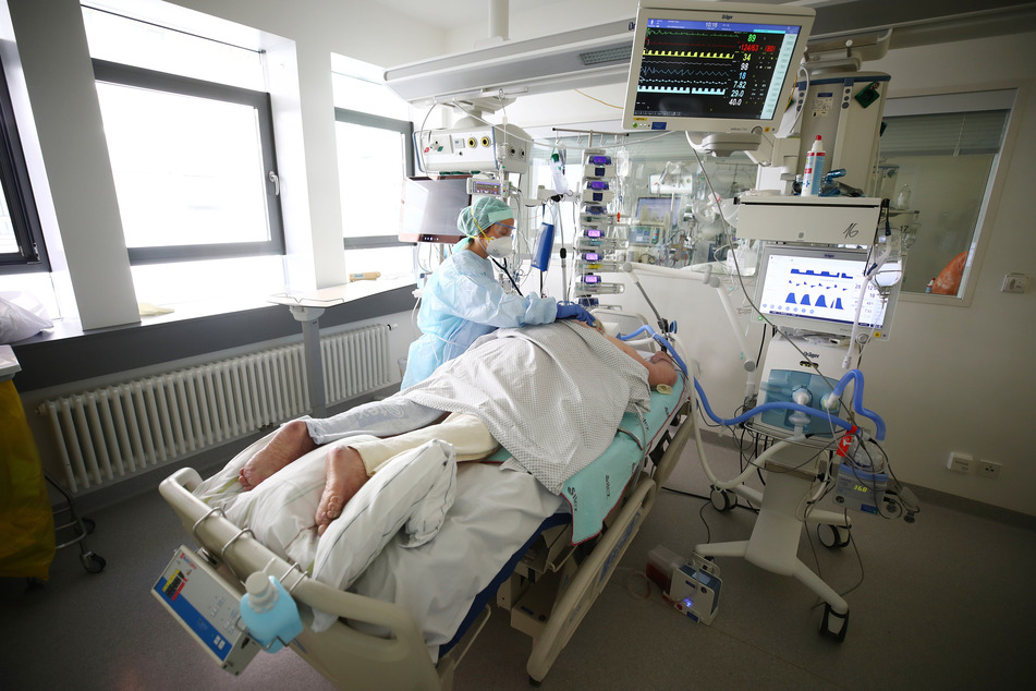 Derzeit ist rund jedes vierte betreibbare Intensivbett in Thüringen mit Covid-19-Patienten belegt. (Archivbild)