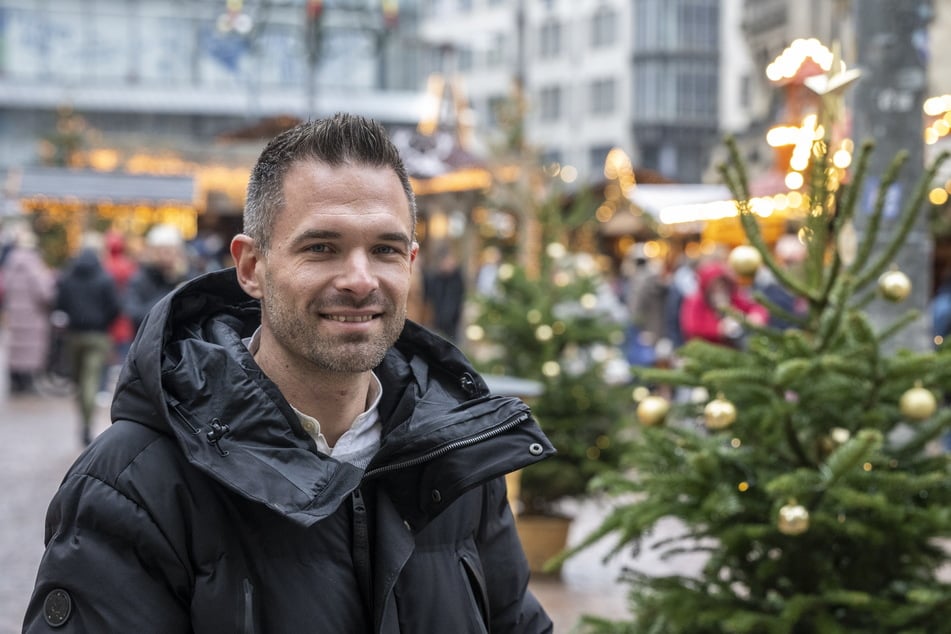 Weihnachten feiert CFC-Trainer Benjamin Duda (36) mit der ganzen Familie daheim im niedersächsischen Peine. Zuvor blieb aber auch Zeit, über den Chemnitzer Weihnachtsmarkt zu schlendern.