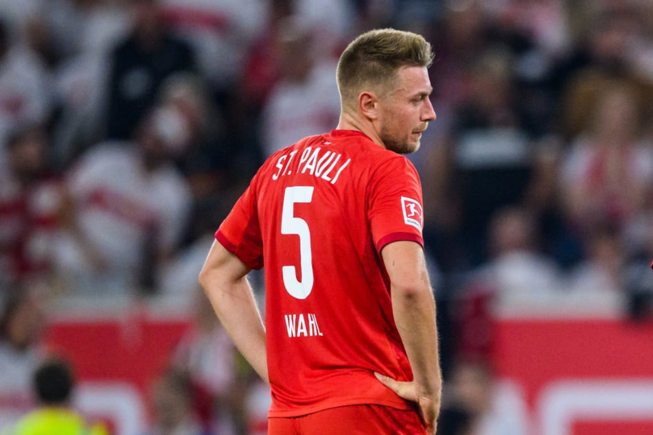 Hauke Wahl hat seinen auslaufenden Vertrag beim FC St. Pauli verlängert.