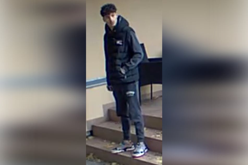 Er stand beim ersten Einbruch Schmiere.