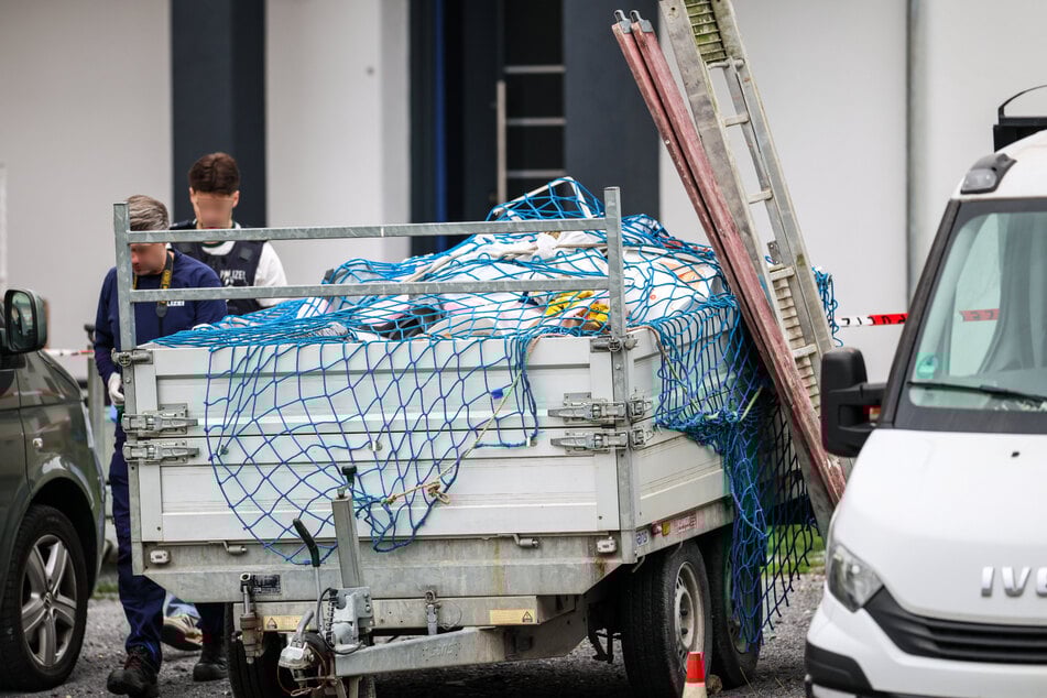 In unmittelbarer Nähe des Tatortes befindet sich eine Baustelle. Ob es einen Zusammenhang gibt, muss nun ermittelt werden.