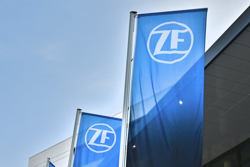In den kommenden Jahren will ZF bis zu 14.000 Stellen in Deutschland abbauen.