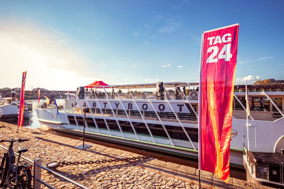 Das TAG24-Partyboot fährt zum Dresdner Stadtfest an drei Tagen.