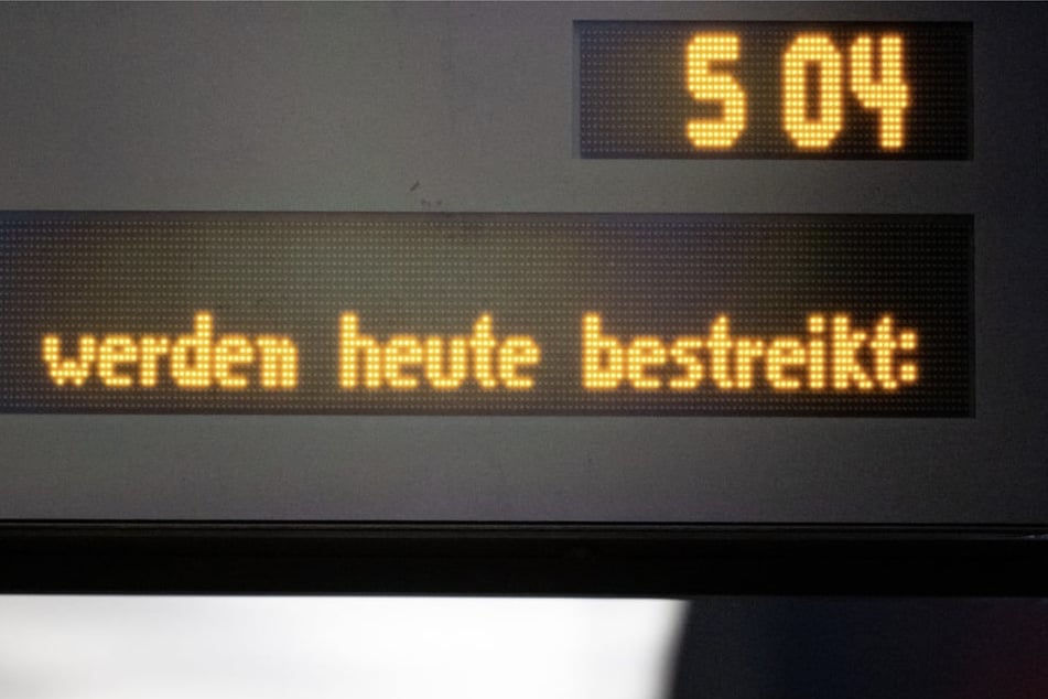 Am Freitag und Samstag stehen die Leipziger Straßenbahnen wieder still. (Symbolbild)