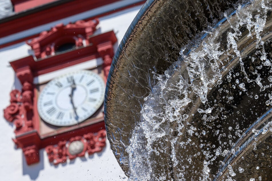 Es ist heiß in Chemnitz und es soll noch heißer werden. Am Wochenende sind sogar bis 39 und 40 Grad möglich. (Symbolfoto)