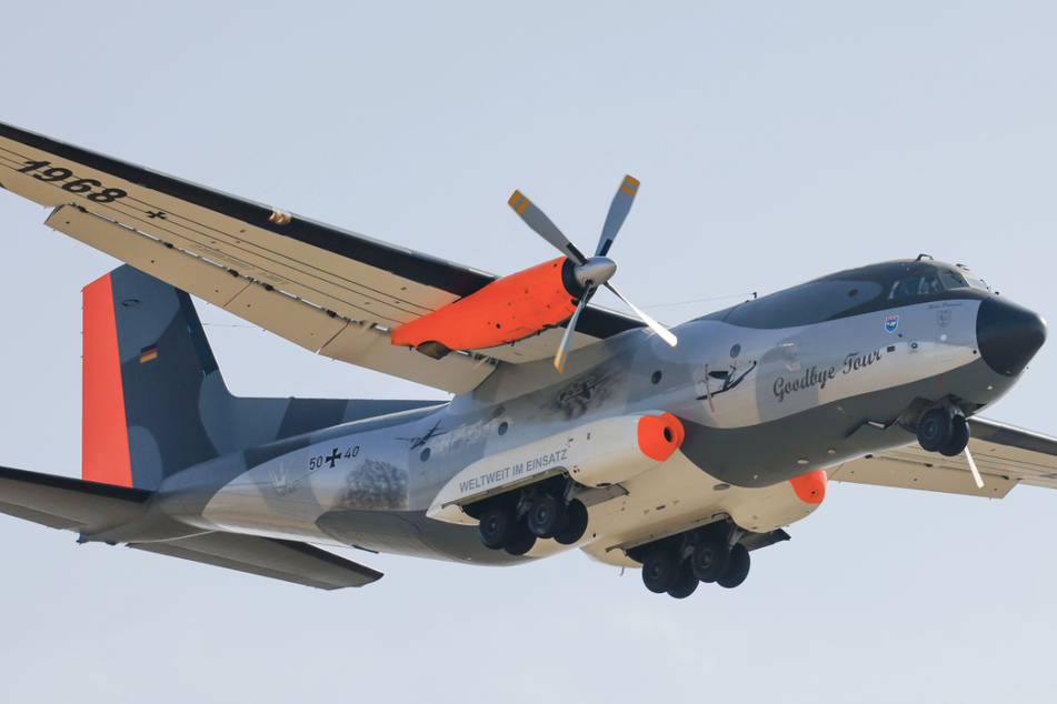 Die Bundeswehr verabschiedet sich mit einem Sonderflug von der Transall C-160.