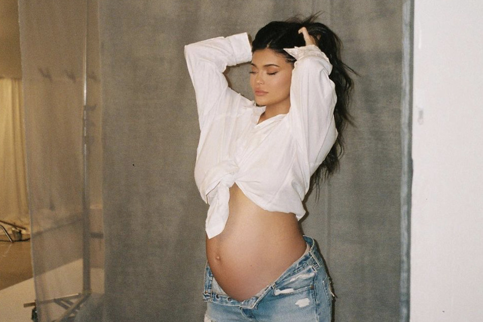 Bumping along! Kylie made a brief return to Instagram to show off her adorable baby bump.