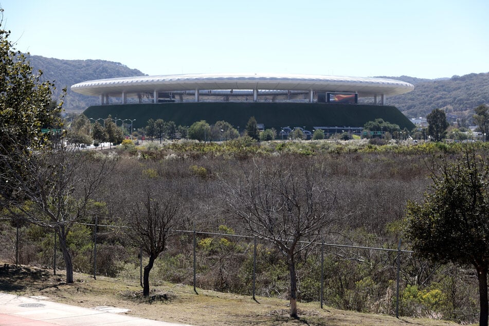 Im Umkreis des Akron-Stadions in Guadalajara wurden bereits 500 Müllsäcke mit Leichenteilen gefunden. Undenkbar, dass hier in wenigen Monaten bereits ein Fußballfest steigen soll.