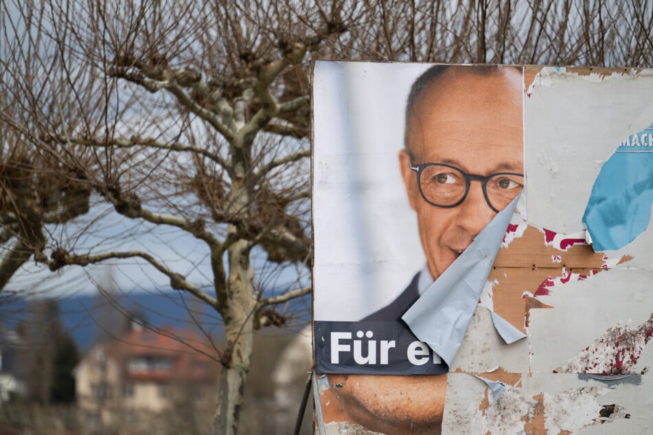 Die Union um Kanzlerkandidat Friedrich Merz (69, CDU) hat in einer Umfrage vom Dienstag deutlich an Zustimmung verloren. (Symbolbild)