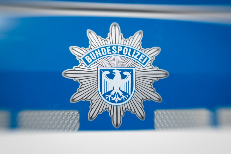 Schüler der Bundespolizei haben in ihrer Freizeit in Neustrelitz eine mutmaßlich professionelle Diebesbande auf frischer Tat ertappt. (Symbolfoto)