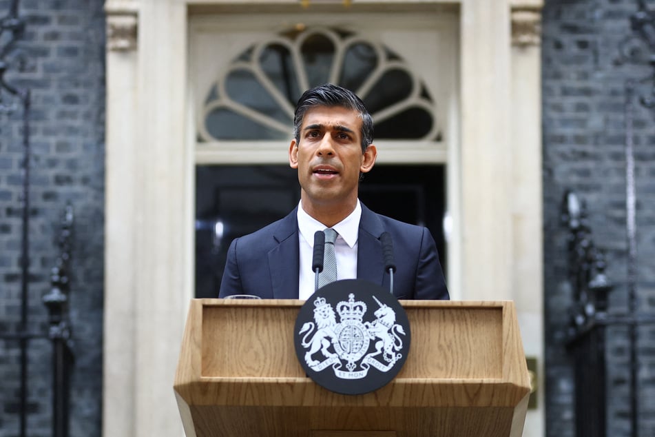 Rishi Sunak speaking in front of the prime minister's Downing Street office.
