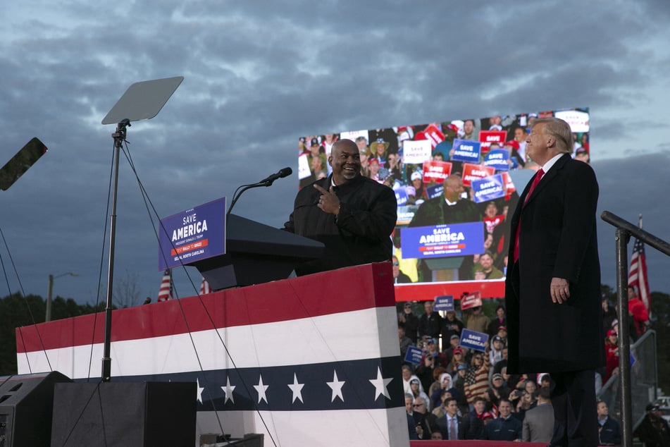 Robinson (l.) bei einer Veranstaltung von Donald Trump (78) im Jahr 2022.