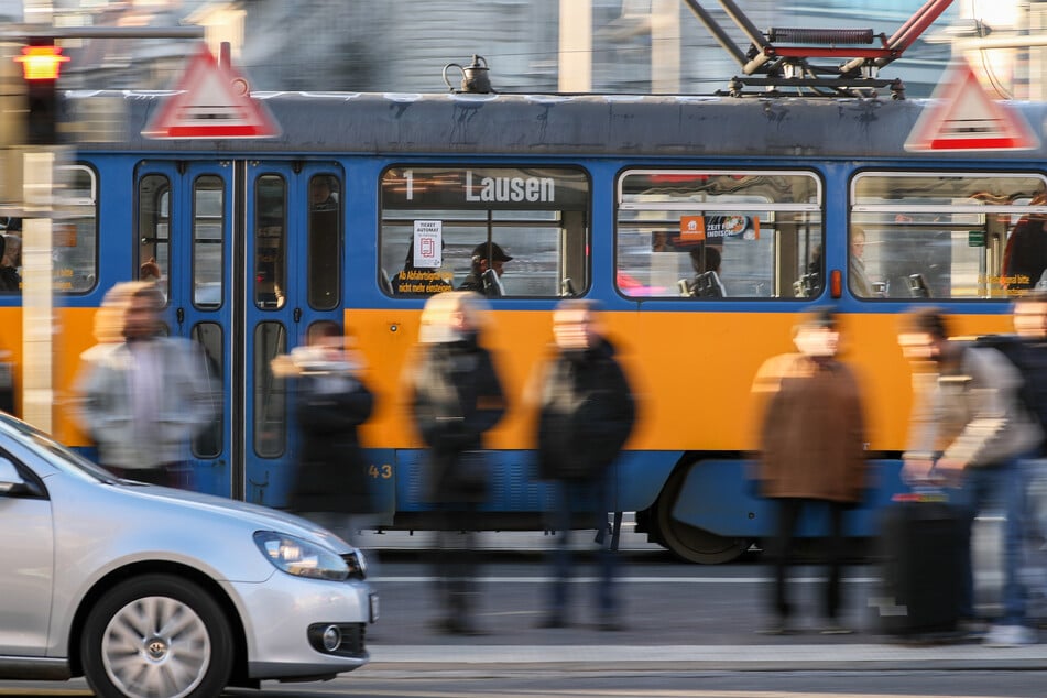 Leipzig: Tatra-Straßenbahnen: In Dresden auf dem Abstellgleis, in Leipzig noch täglich auf den Schienen