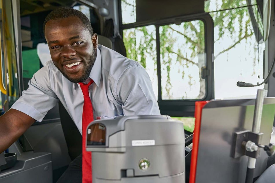 Sorgt für die sichere und pünktliche Reise im Nahverkehr: Die Busfahrer (m/w/d) der RBB.