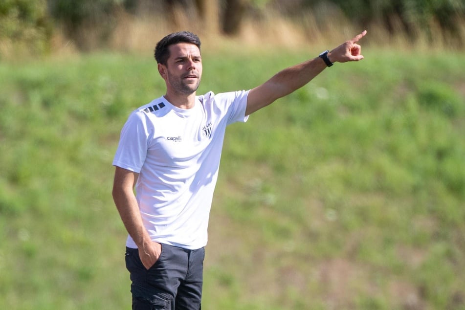 Victor Kleinhenz (34) stand von Sommer 2024 bis jetzt an der Schweinfurter Seitenlinie.