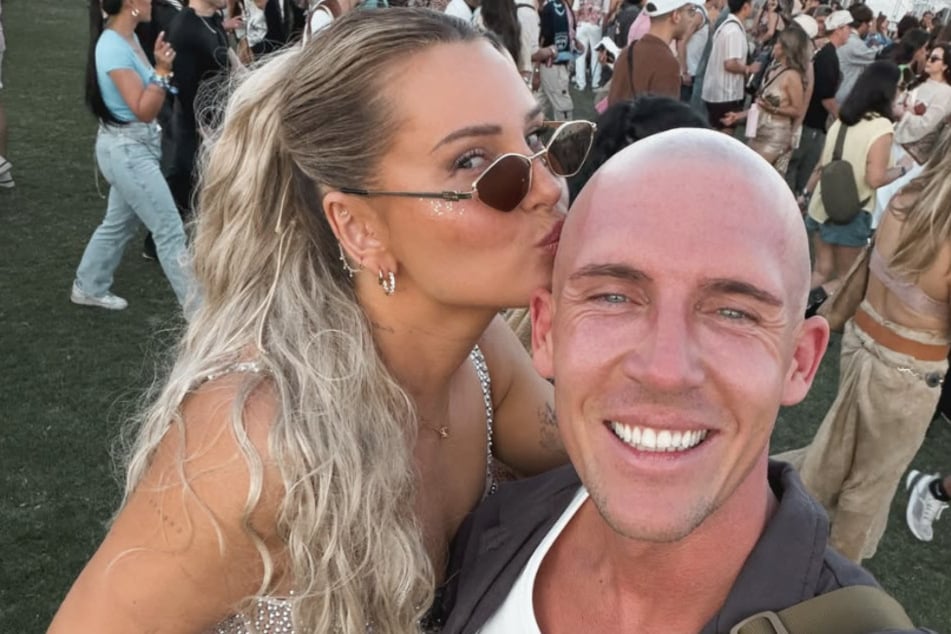 Gemeinsam mit seiner Frau Maren (33) hat der 34-Jährige einen Sohn.