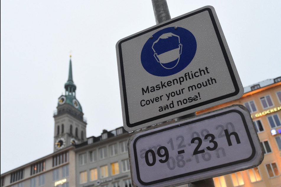 In der Münchner Innenstadt gilt wieder die Maskenpflicht an öffentlichen Orten.