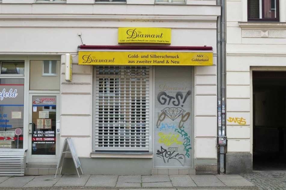 Dieses Juweliergeschäft in Leipzig wurde am Montagmorgen überfallen.
