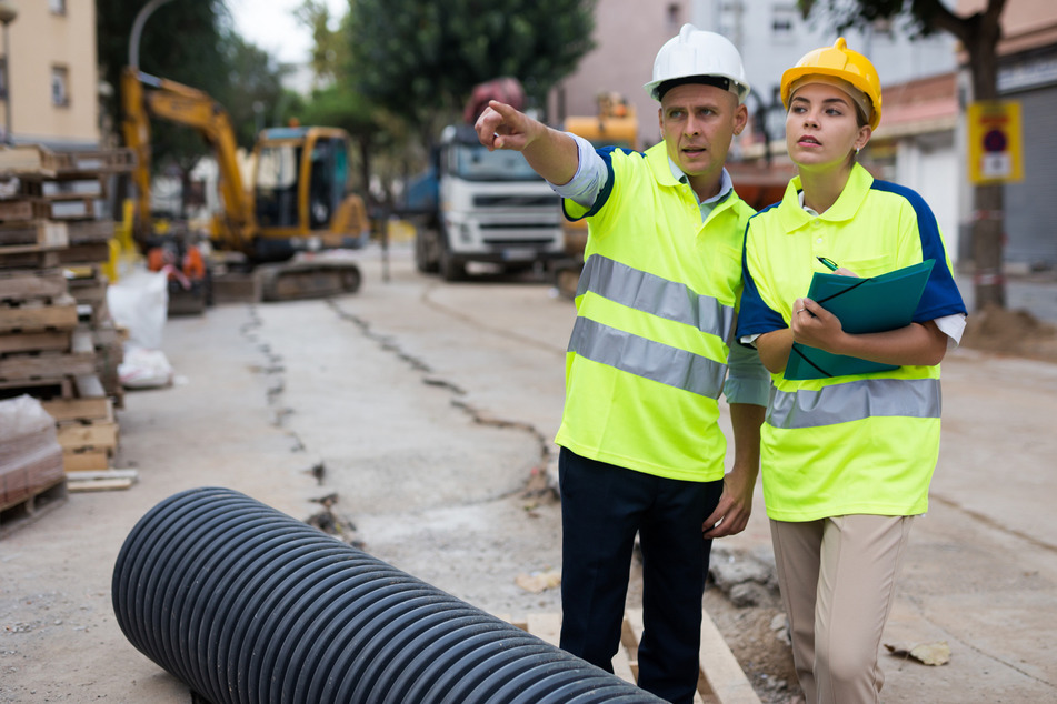 Fachkräfte und Ingenieure dürften zu den Gewinnern der Ansiedlungen gehören. (Symbolfoto)