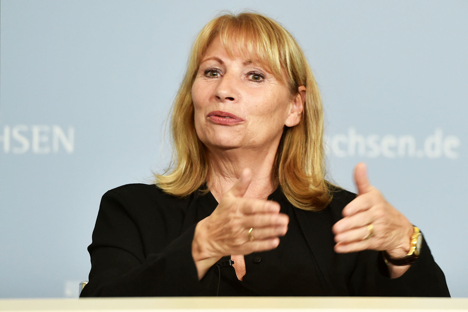 Gesundheitsministerin Petra Köpping (63, SPD) präsentierte am Dienstag die neuen Corona-Regeln.