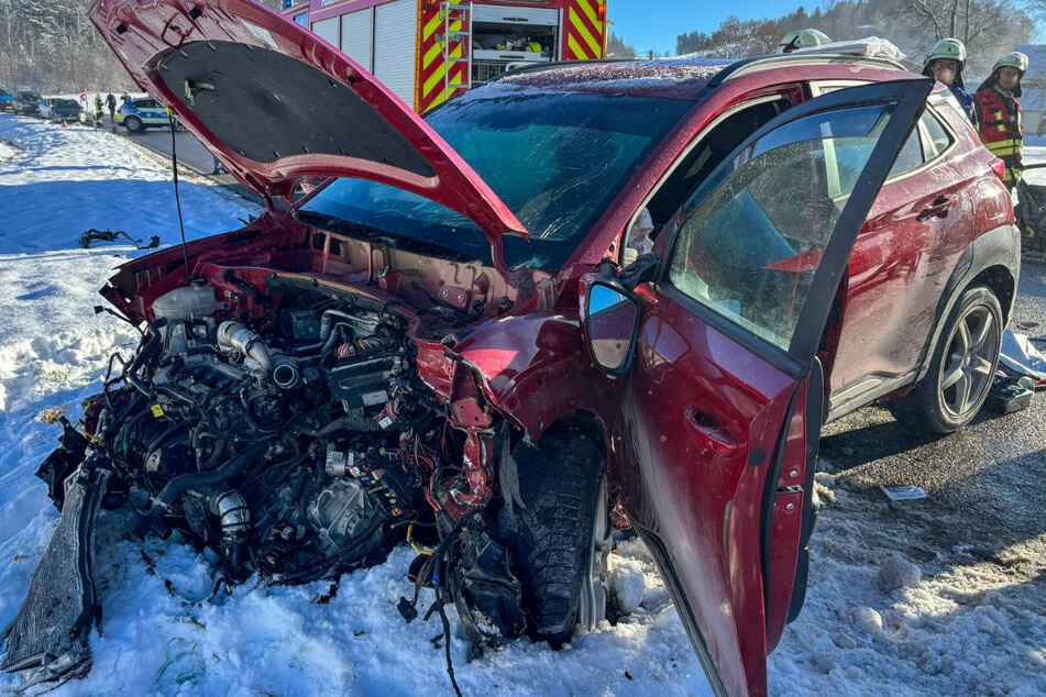 Bei Obergünzburg sind am Mittwoch zwei Autos kollidiert.