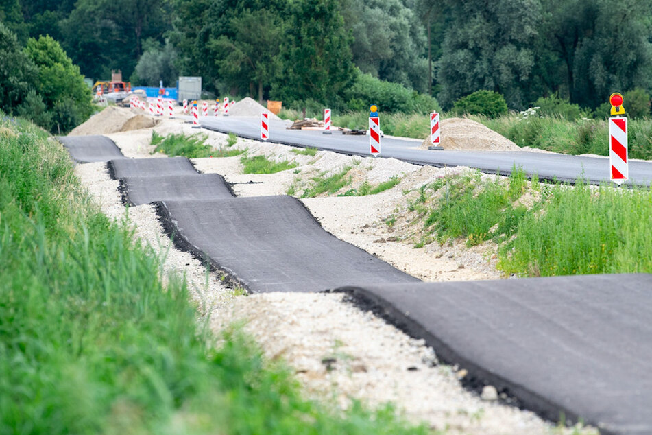 Schrägster Radweg Deutschlands? Kritik an "Buckelpiste" für eine Million Euro