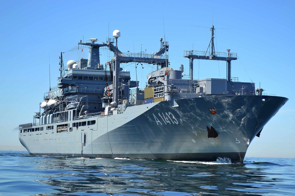 Das Marineschiff "Bonn" bricht am Mittwoch zu einem EU-Einsatz im Mittelmeer auf. (Archivbild)