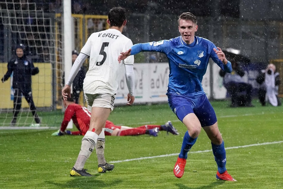 Tim Linsbichler (20) soll beim TSV 1860 München den nächsten Schritt machen. Der Stürmer kommt von der TSG 1899 Hoffenheim.