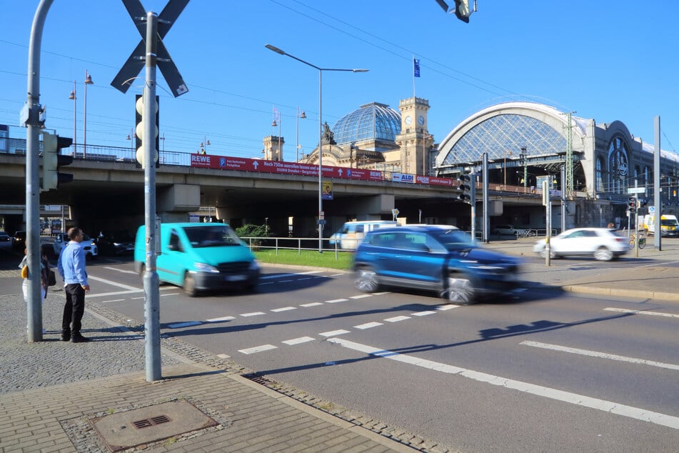 Die Kreuzung am Hauptbahnhof, an der nach dem Pokalspiel der Unfall geschah.