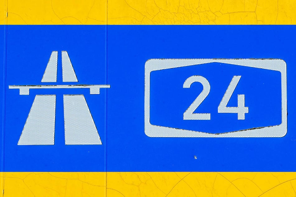 Die A24 musste nach den Karambolagen in Fahrrichtung Hamburg gesperrt werden. (Symbolfoto)