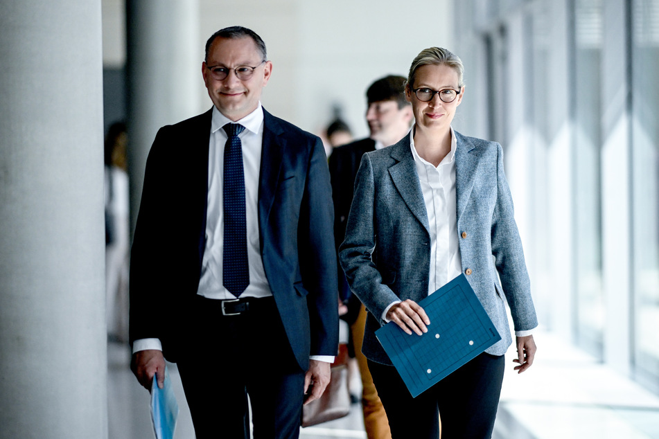 Die AfD-Partei- und Fraktionschefs Alice Weidel (45) und Tino Chrupalla (49) wollen die Bystorn-Untersuchung schnell aus der Welt schaffen.