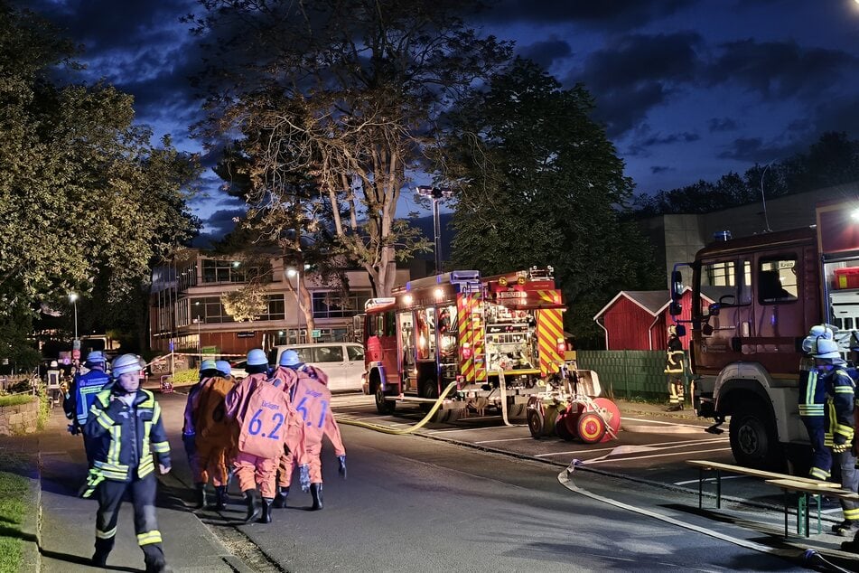 Gegen 1 Uhr war der Einsatz der Feuerwehr beendet.