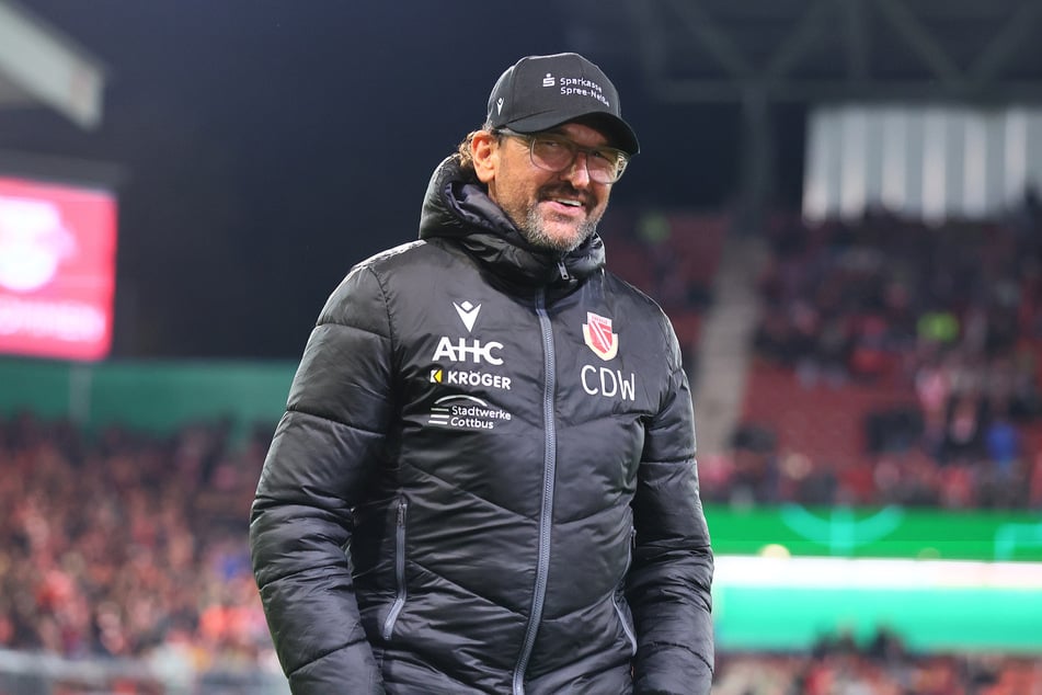 Pele Wollitz (60) will seine Mannschaft nicht auf Punkte festnageln, aber läuferisch die Grenzen dauerhaft nach oben verschieben.